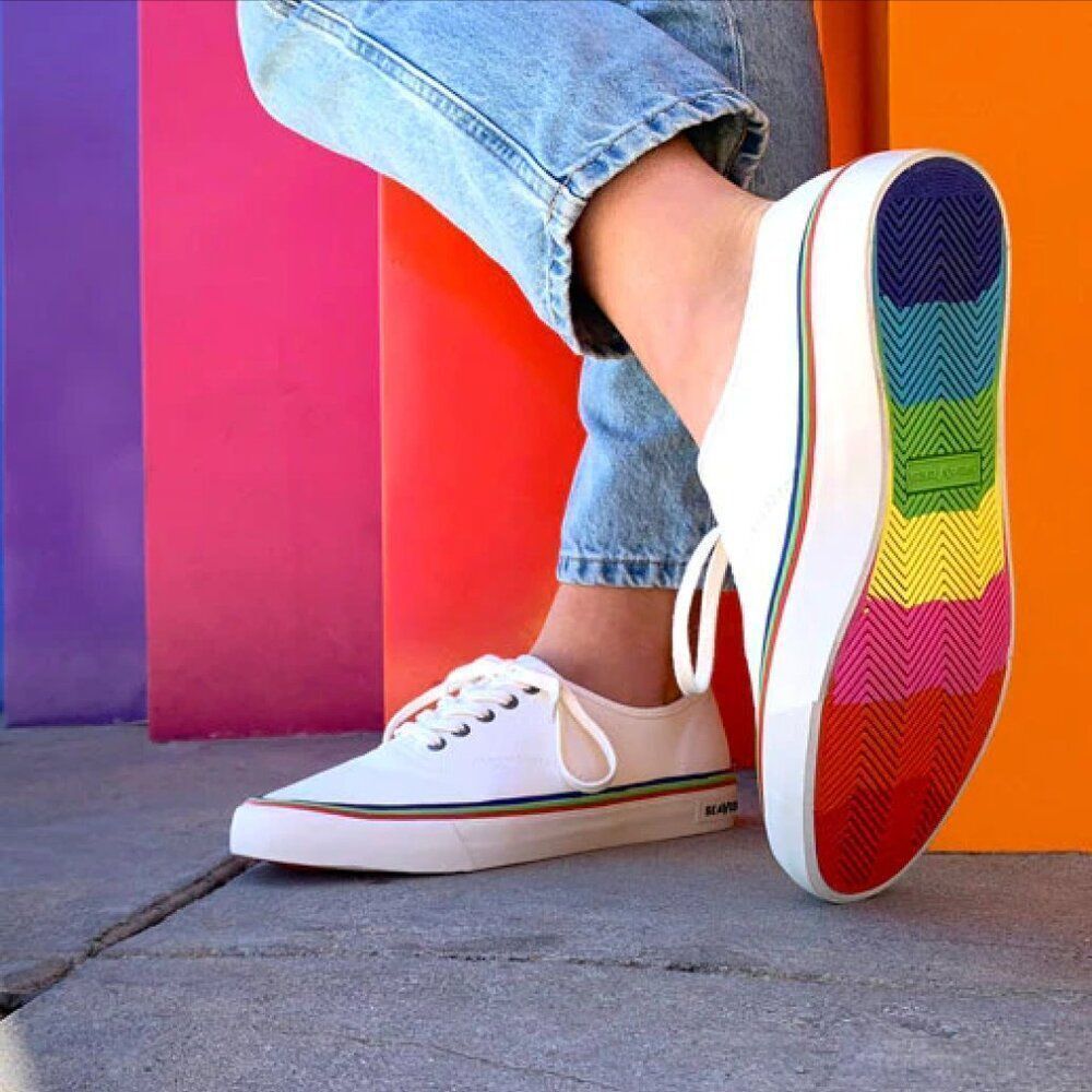 Seavees Legend Pride Cotton Poplin White Sneakers 7.5